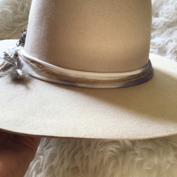 New! Wyeth feathered rancher main image 6